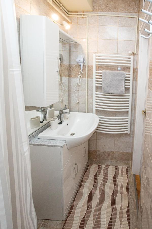 For You Apartman Gyula Exterior photo
